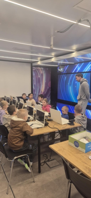 850a3a6c-59d8-47f9-b36e-4f483dcaf16f