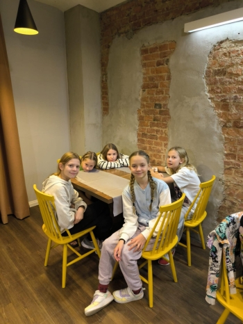 c8b0e248-8f33-46c8-8d49-e16595afb1ed