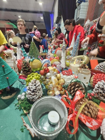 242cee0a-bc23-4847-824b-00d4b574fa91