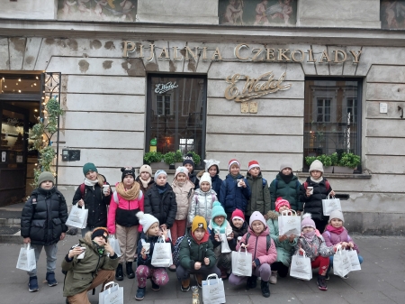 Klasa 2C w Pijalni Czekolady Wedel